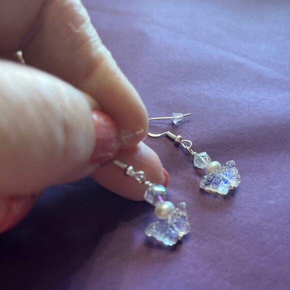 Gorgeous BUTTERFLY, SWAROVSKI CRYSTAL & PEARL Handmade Silver  Earrings #494D - Picture 1 of 3